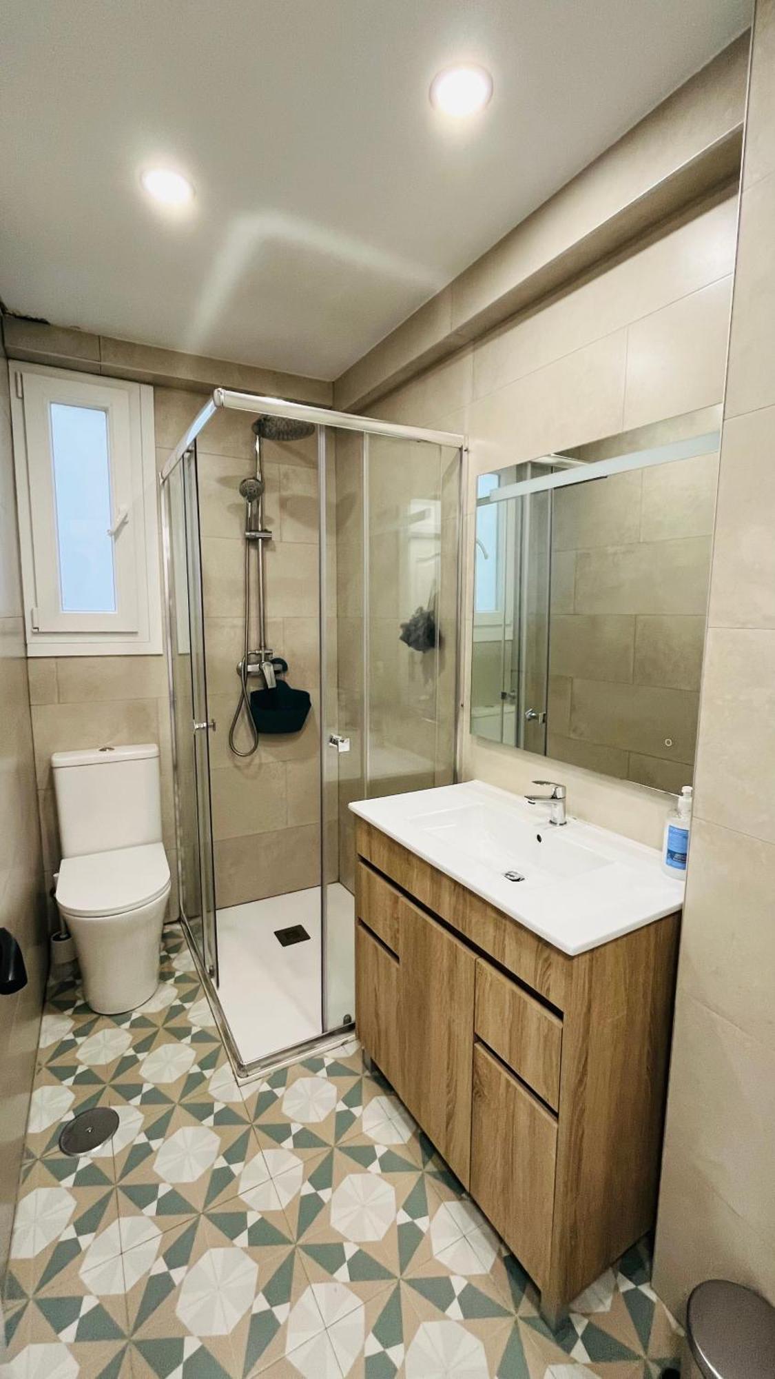 Bueno, Bonito Y Barato Apartamento Málaga Exterior foto